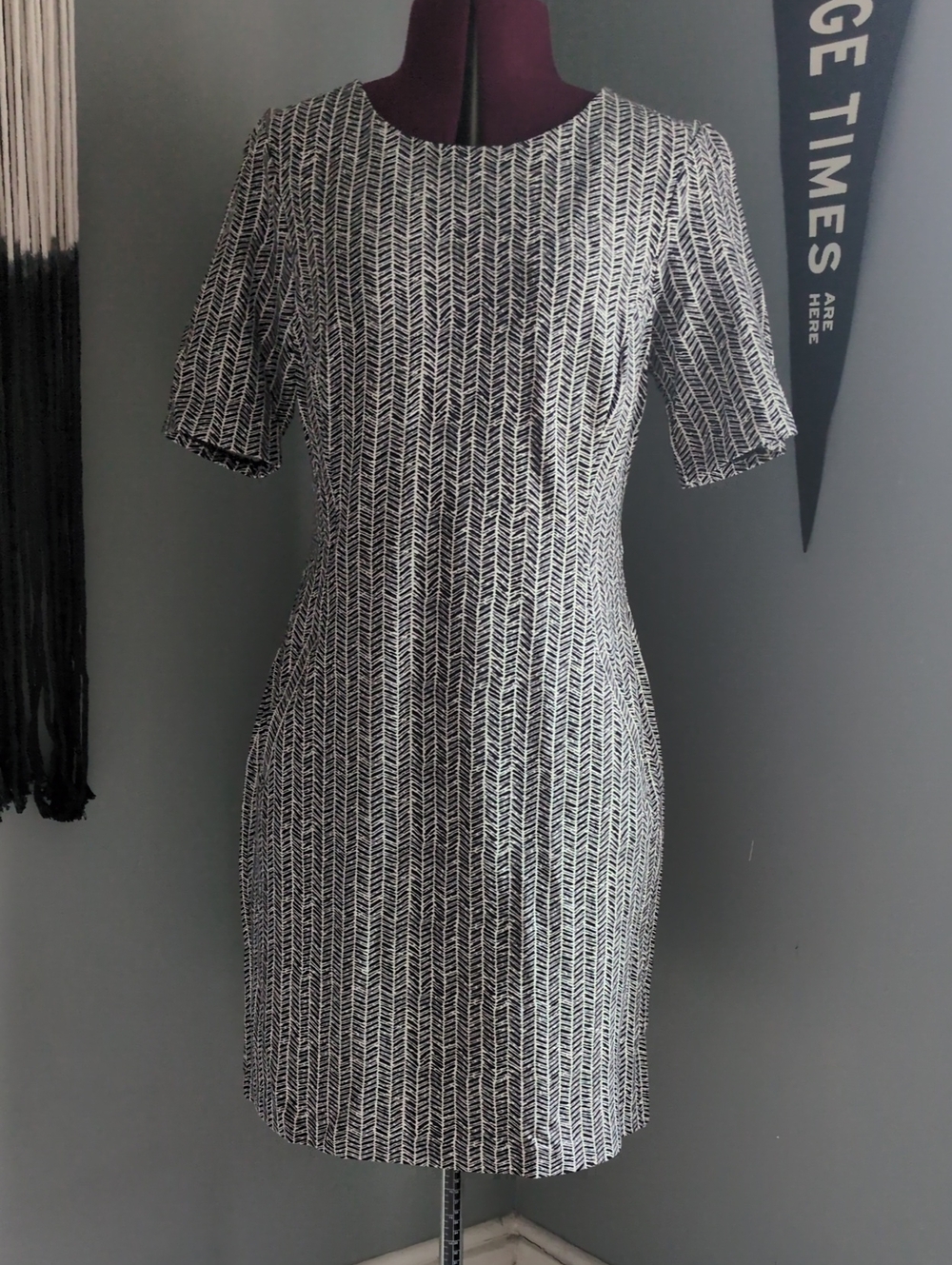 Lands' End Black and White Short Sleeve Mini Dress
